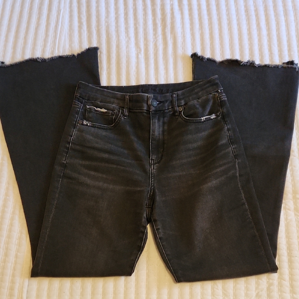American Eagle Curvy Super High Rise Flare Size 6